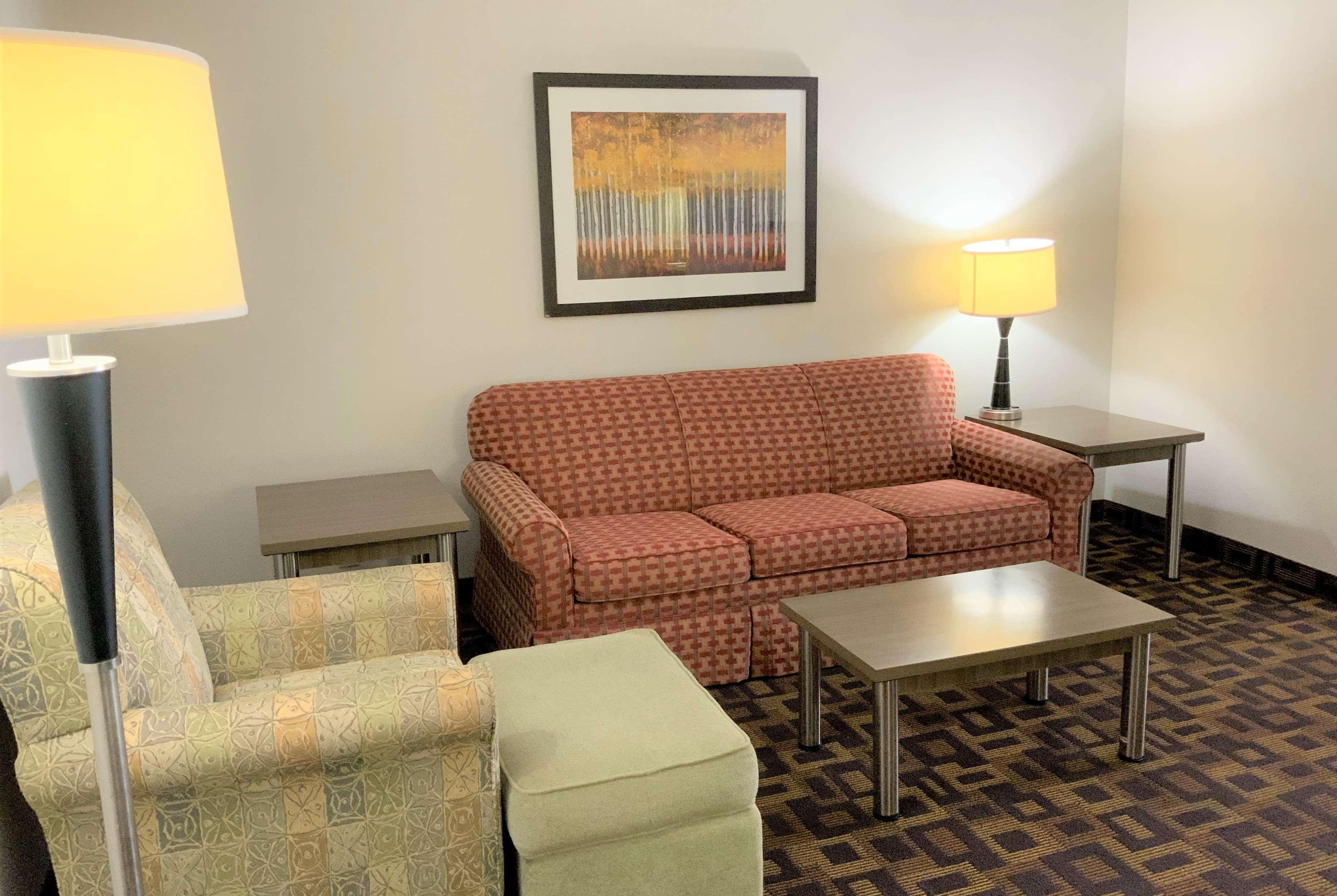 Wingate By Wyndham Jackson Ridgeland Hotel Exterior photo